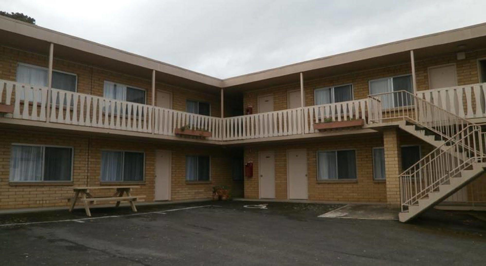 Aberdeen Court Apartments Launceston Exteriör bild